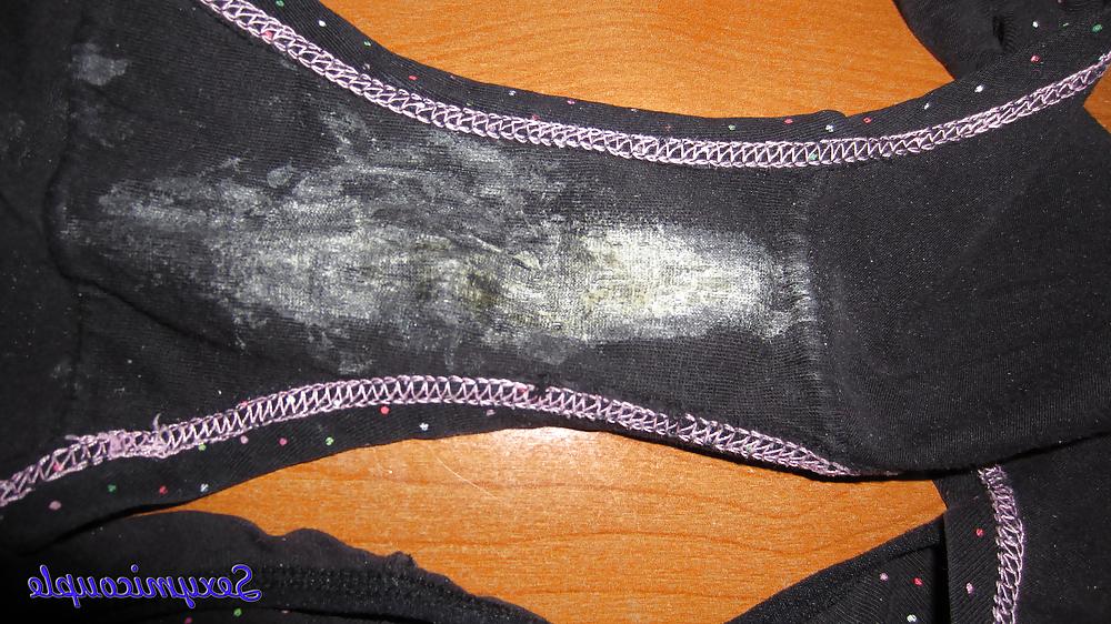 25P Grey School Girl Cumshot