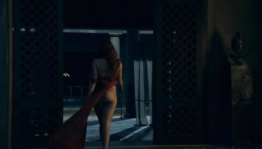25P Lucy Lawless Ultimate Nude Collection