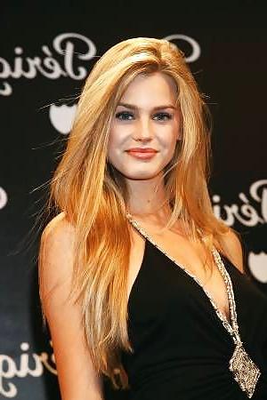 4P Vanessa Hessler - ITA (fakes)
