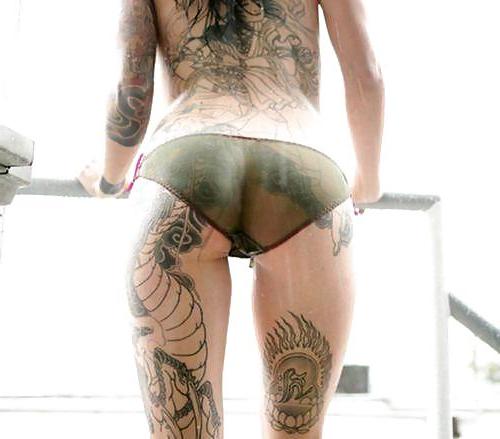 25P SEXY TATTOO BABES 3