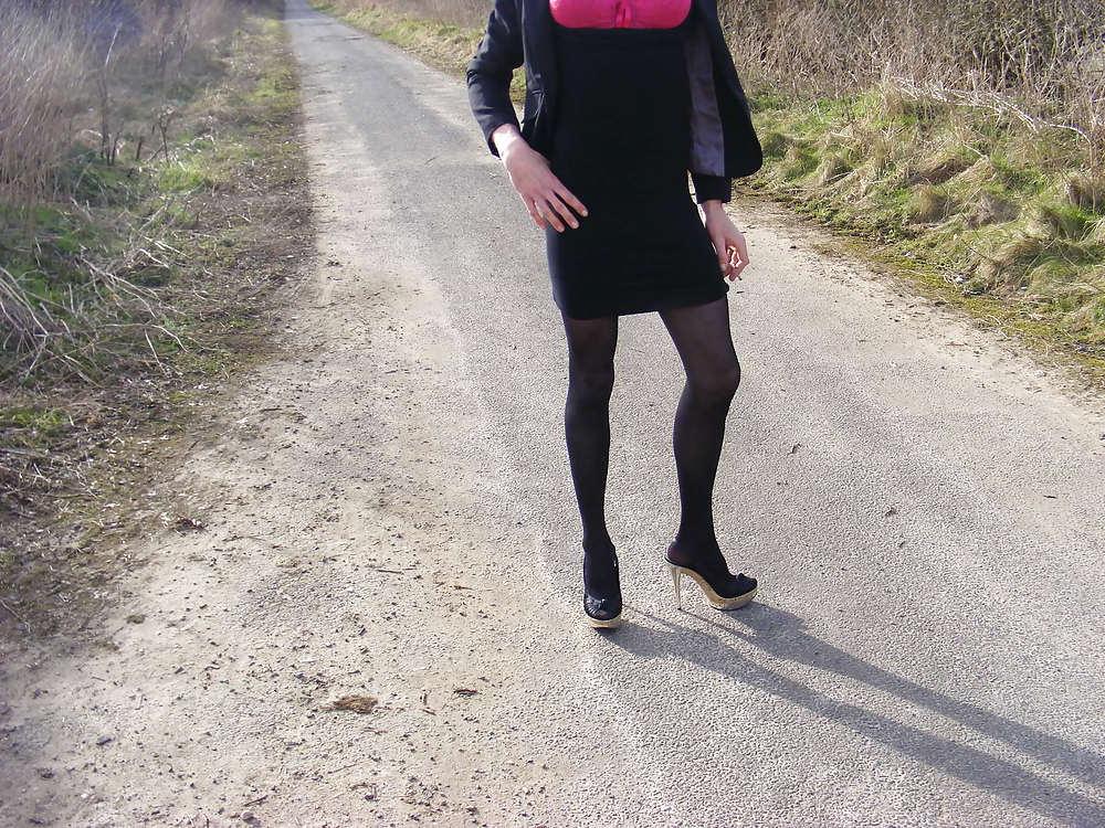 25P High heels and stockings