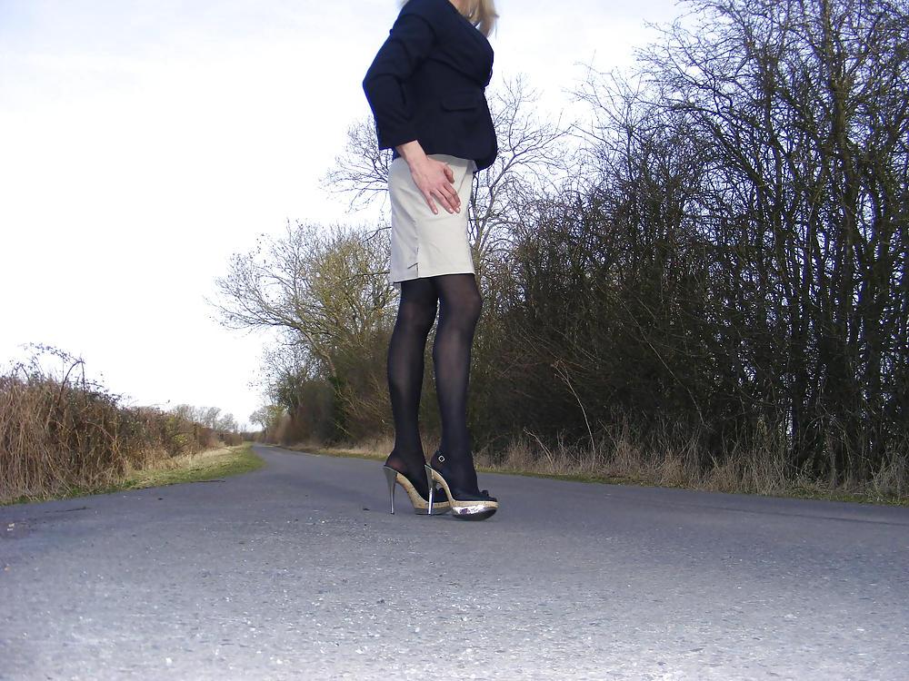 25P High heels and stockings