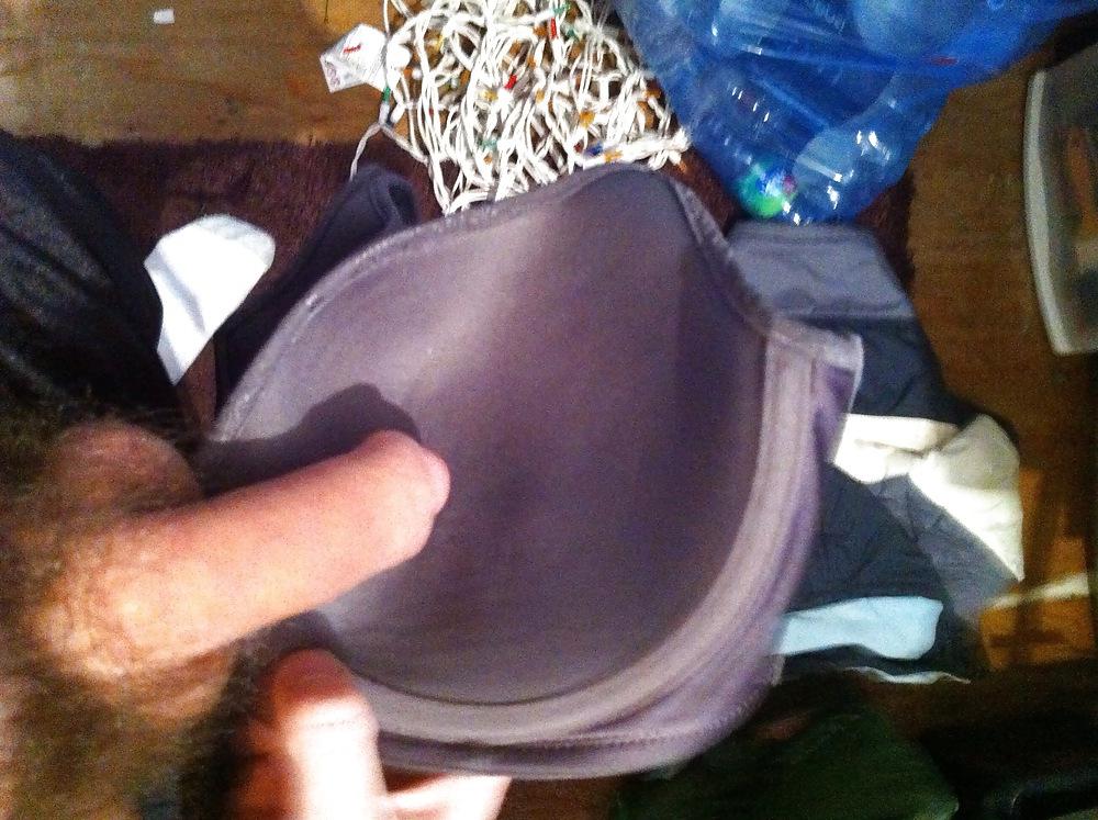 18P Girl sexted me plus pics of step moms panties :)