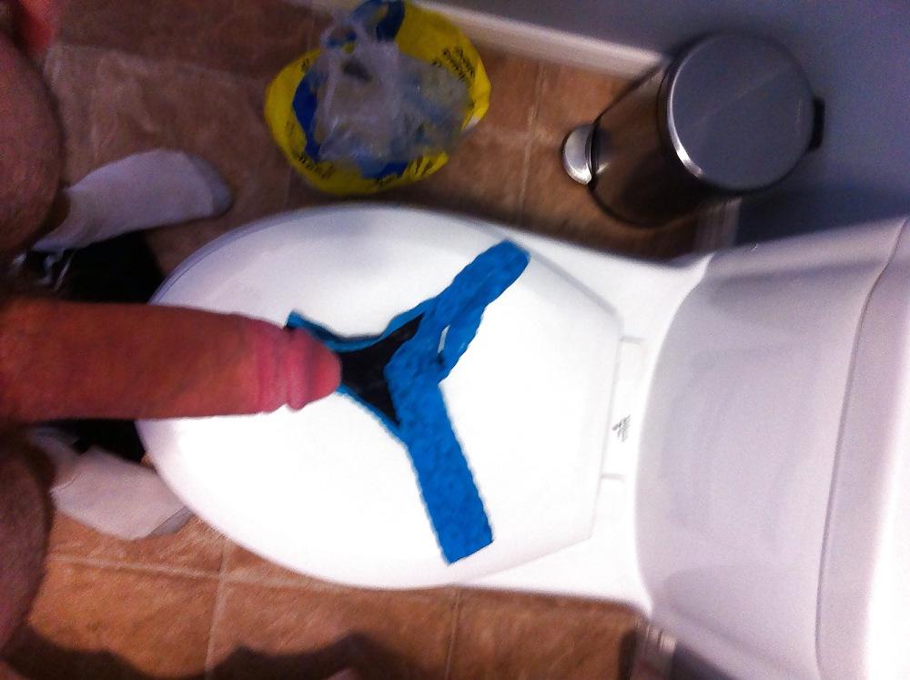 18P Girl sexted me plus pics of step moms panties :)