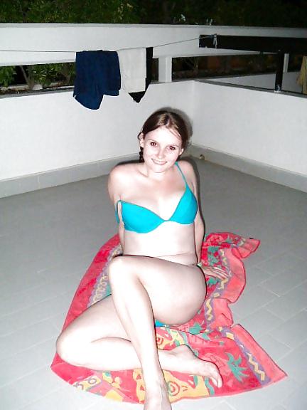 15P Teen girlfriend strips on the balcony