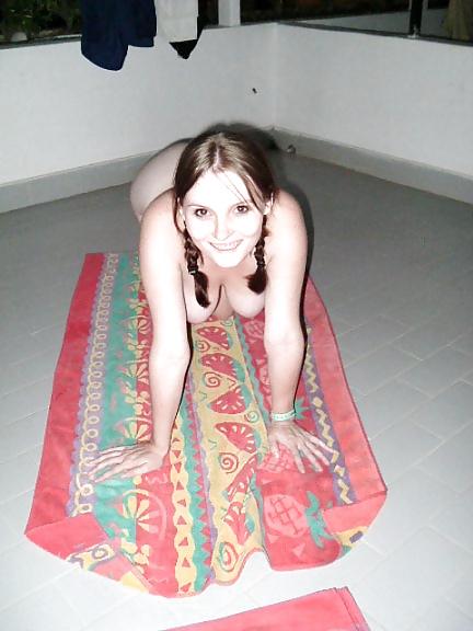 15P Teen girlfriend strips on the balcony
