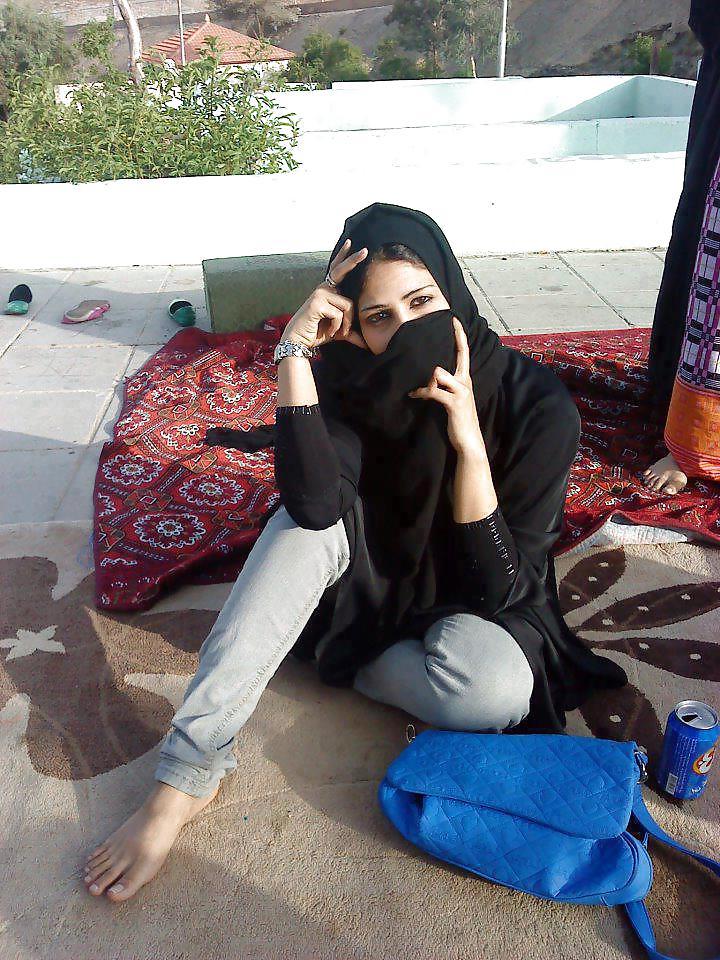 25P Arab hot girls 