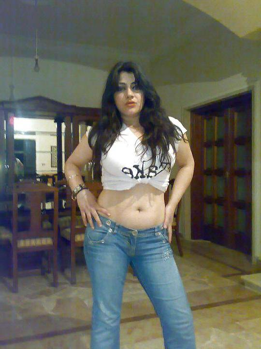 25P Arab hot girls 