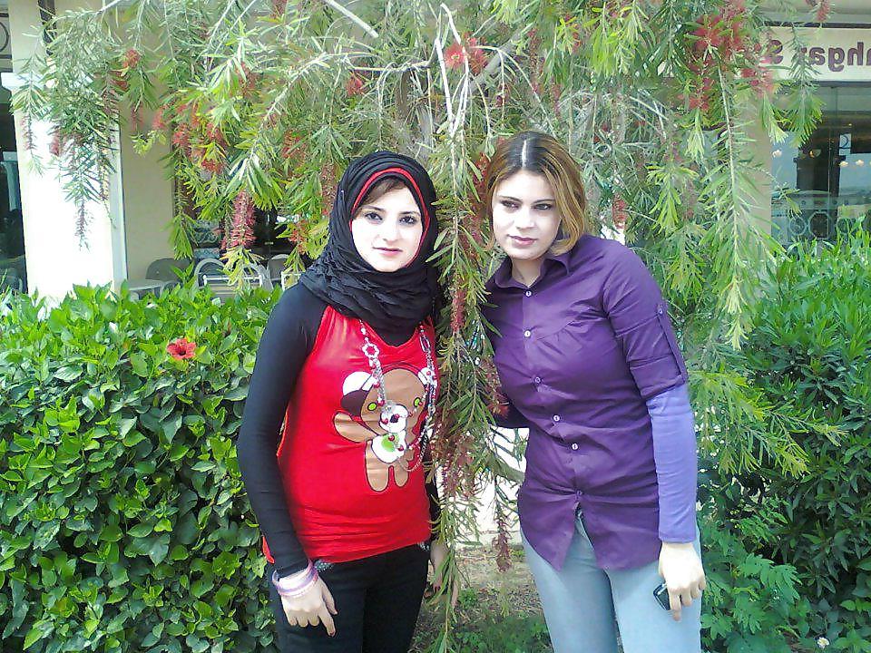 25P Arab hot girls 
