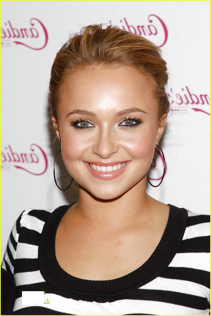 25P Hayden Panettiere mega collection 4 
