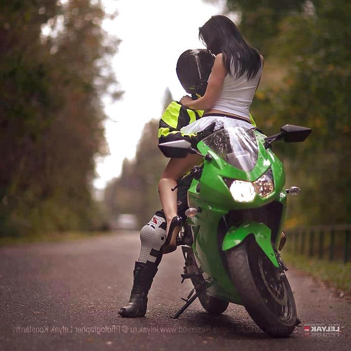 25P Girls with bike 1
