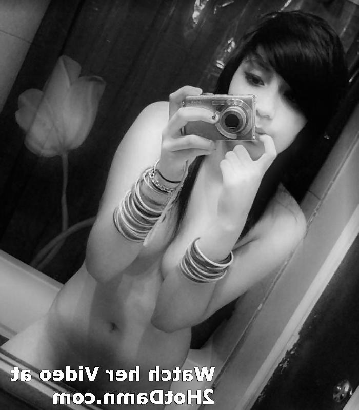 9P Cute Teen Emo