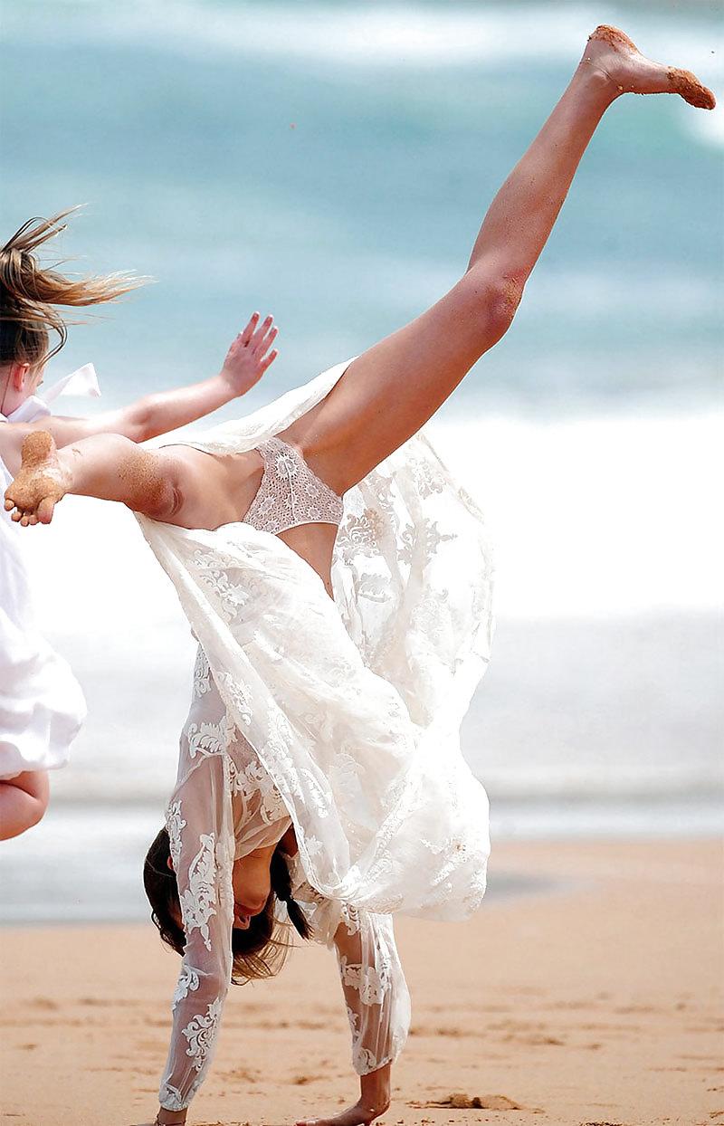 25P Beautiful Celebs Upskirt 4 by Voyeur TROC