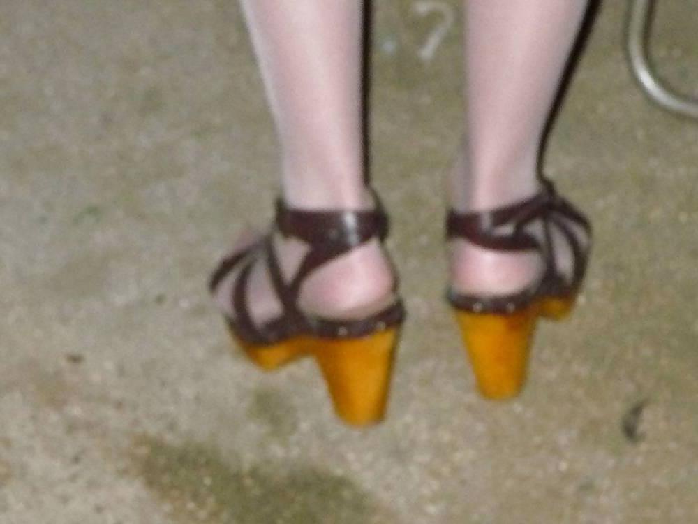 15P Japanese Candids - Feet on the Street 25