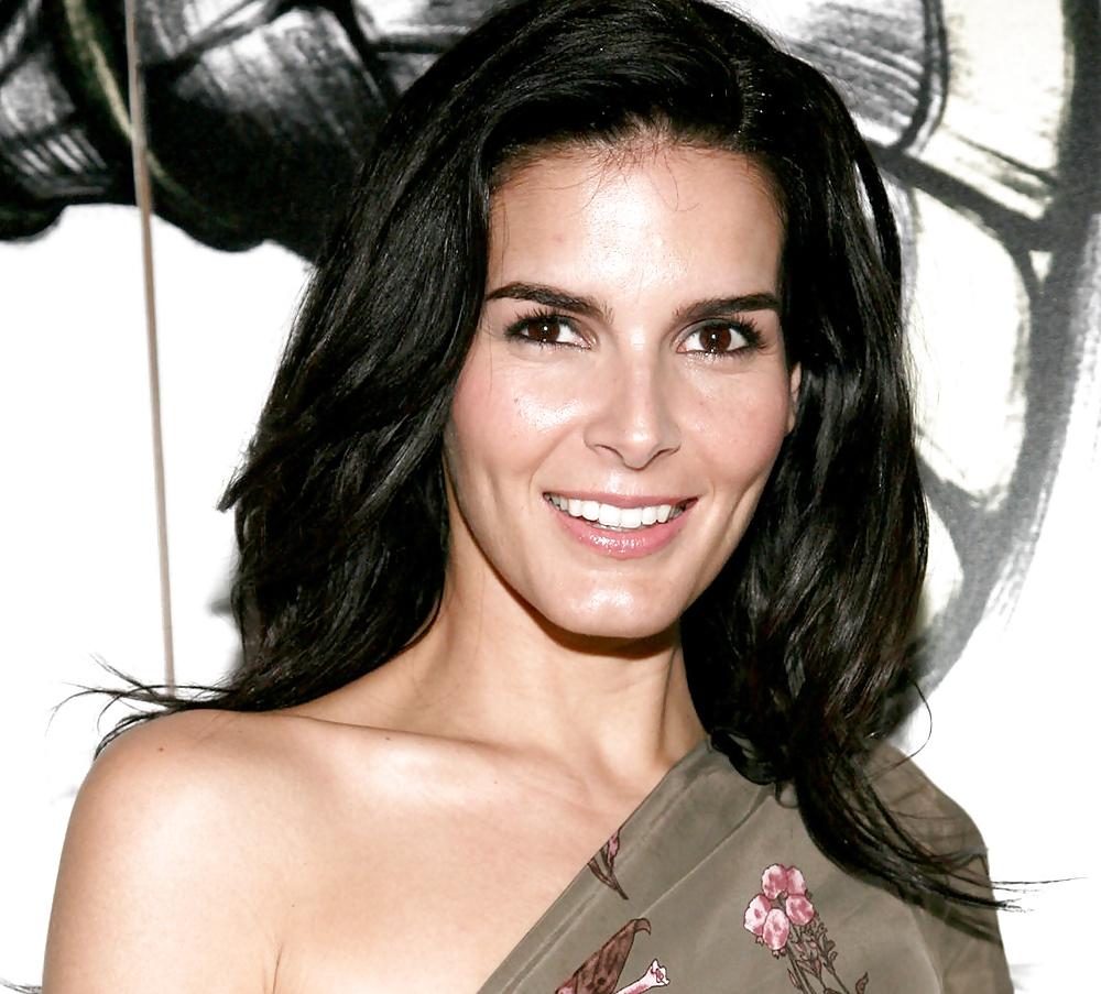25P Angie Harmon