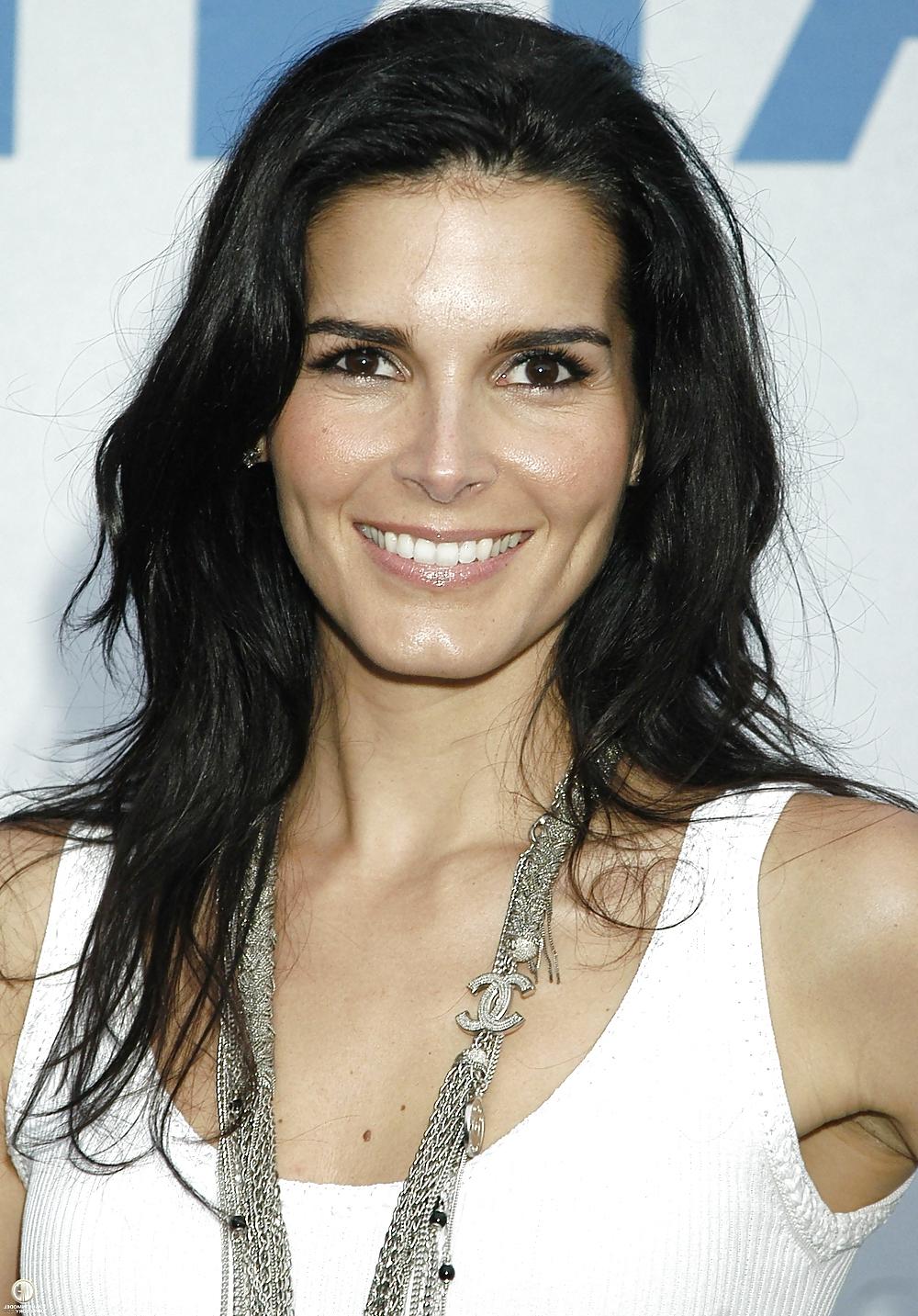 25P Angie Harmon