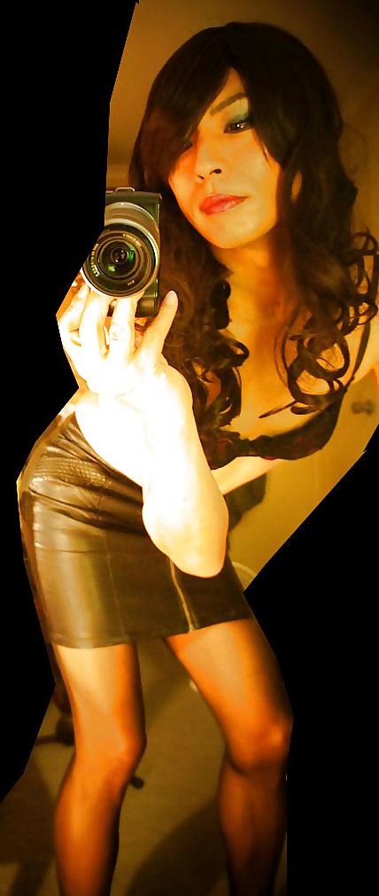 5P Japanese Cross-dresser With Leather Outfit