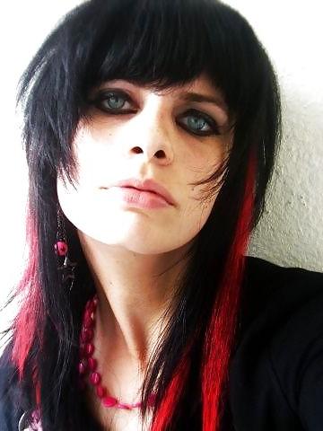 25P EMO