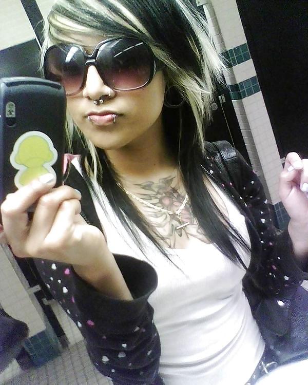 25P EMO