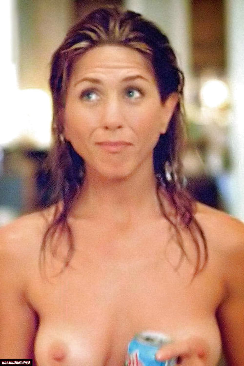14P Naked hot celebrities