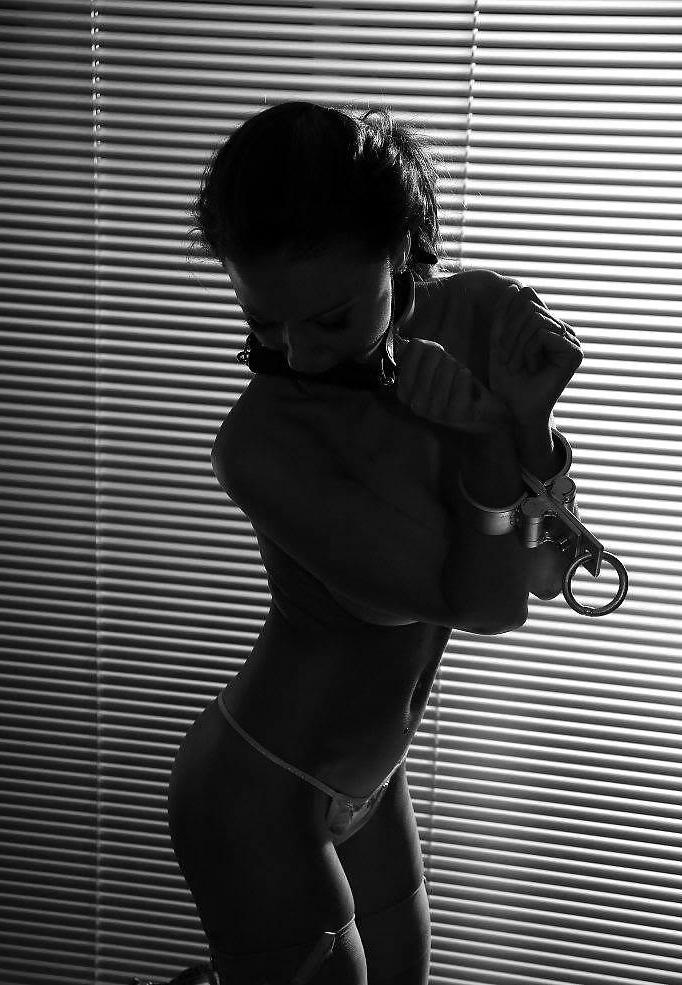 25P Black and White so fucken erotic