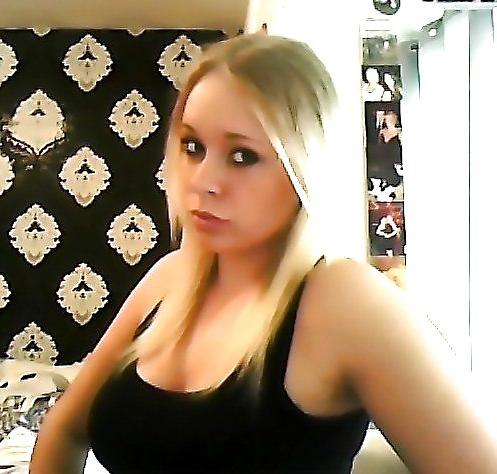 12P German Girl 8