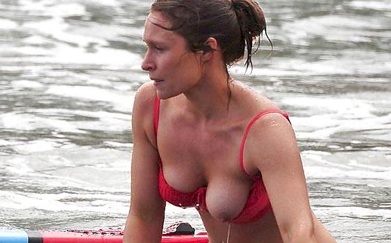 25P Celebrities Nude Slip 36