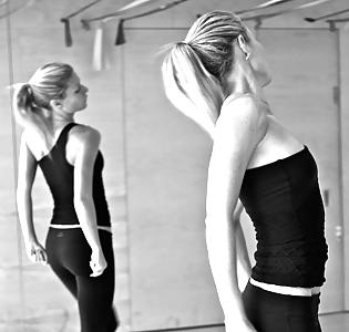 25P Gwyneth Paltrow mega collection