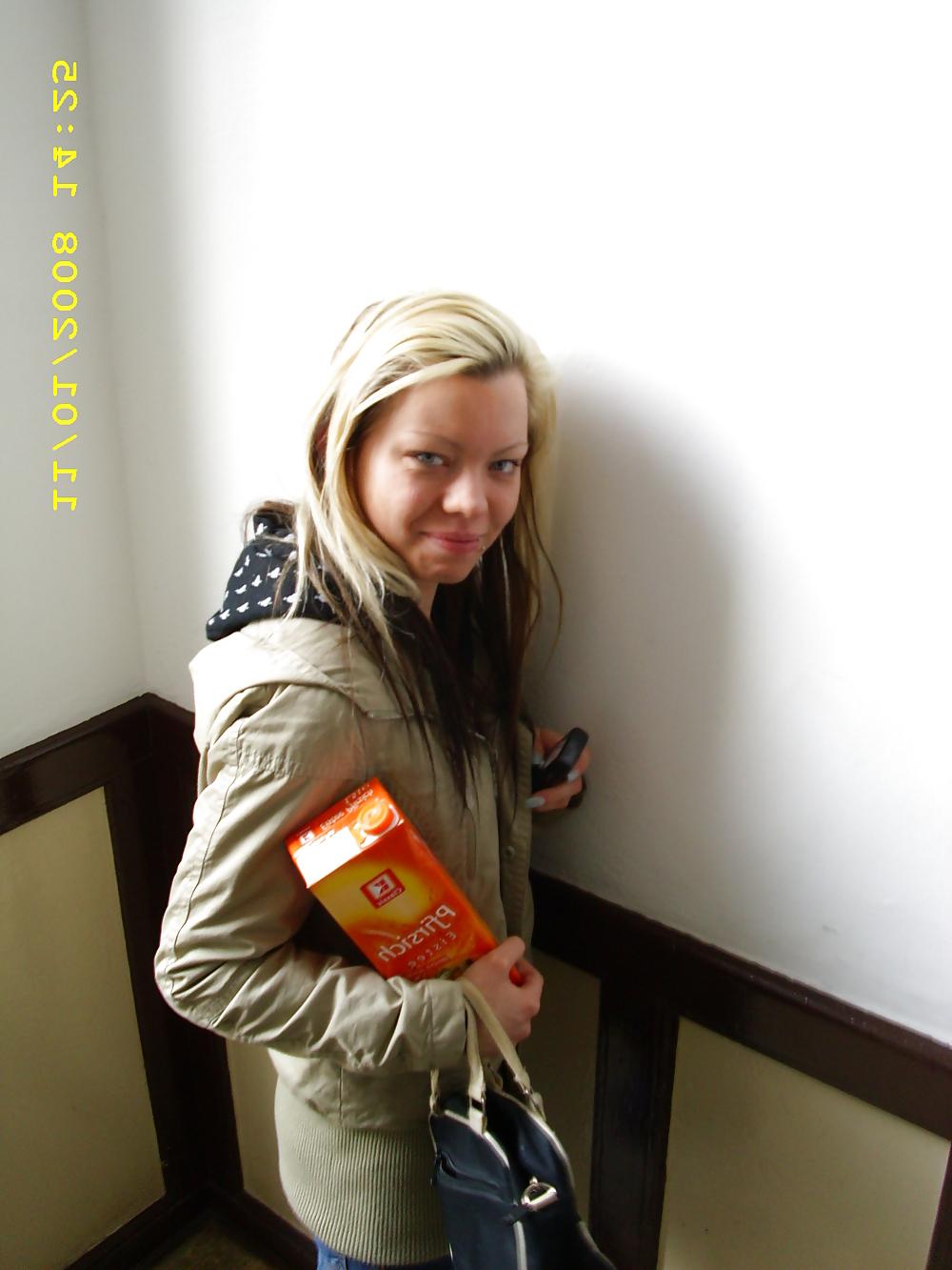 25P German Blonde Teen