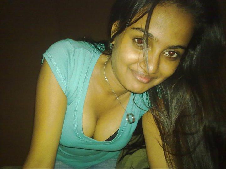 21P Sri Lankan Hottie 2.1