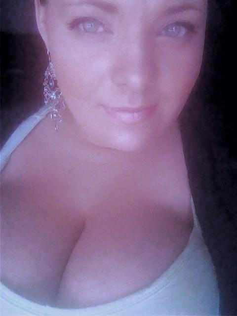 17P Finland amateur big boobs..comments please