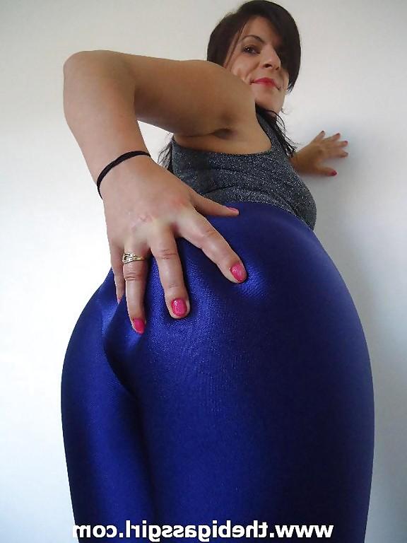 25P BIG BOOTY BIG ASS GIRL