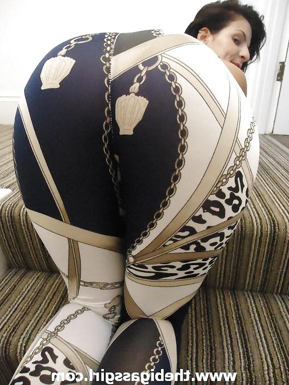 25P BIG BOOTY BIG ASS GIRL