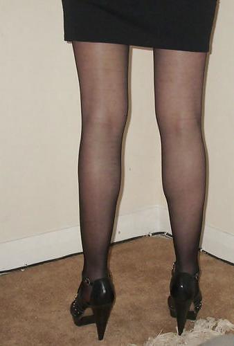 25P Stockings and heels