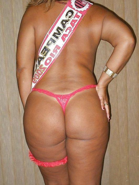22P Big Ass Mature ( Rabuda Carioca )