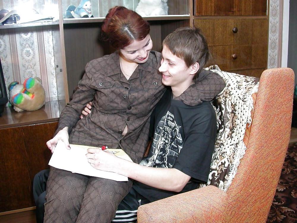 25P MOM & BOY I