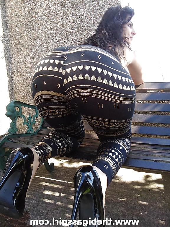 9P BIG ASS GIRL LYCRA ASS RANDOM BOOTY LEGGINGS