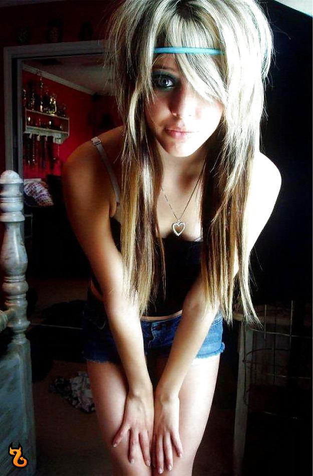 25P J' aime 45 emo girls
