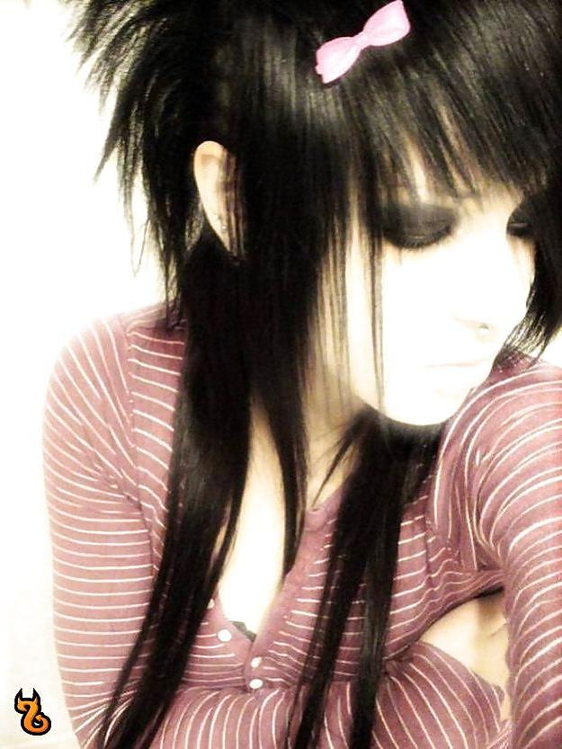 25P J' aime 45 emo girls