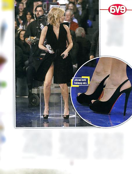 25P Maria De Filippi Feet