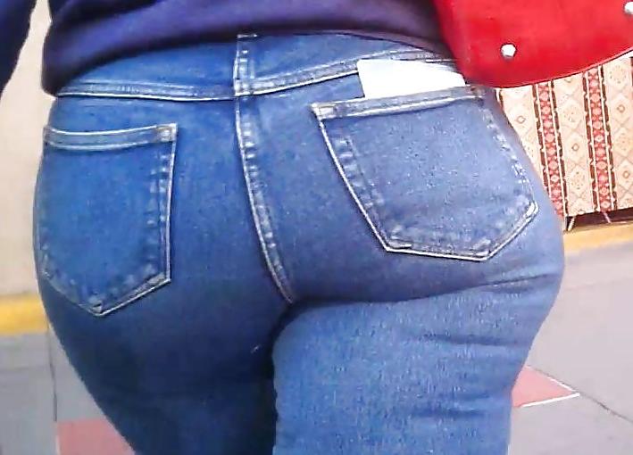 6P Indian Mature Booty in Jeans 2