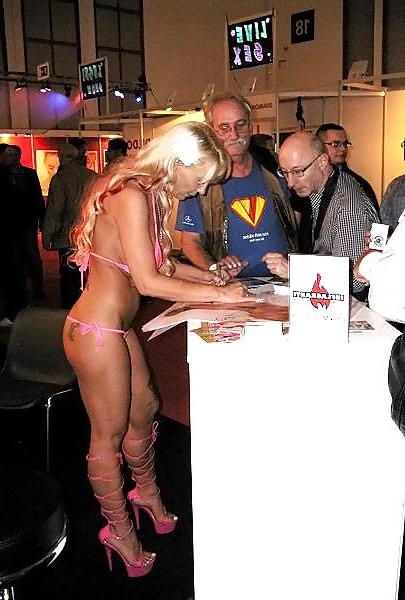 22P Sharon Da Vale-German Goddess