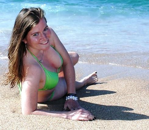 25P German slut posing