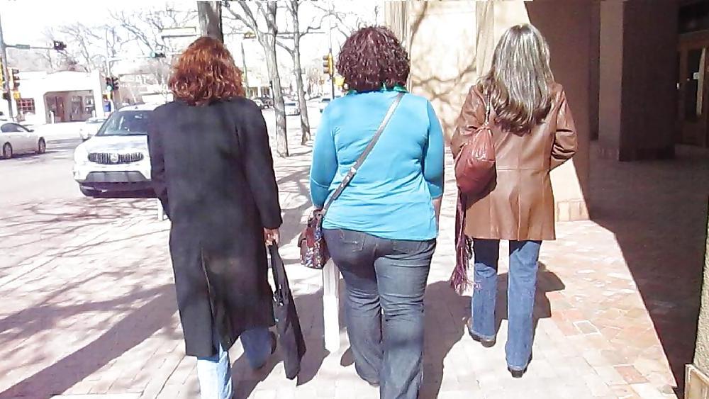 13P Straßenarsch-Milfs