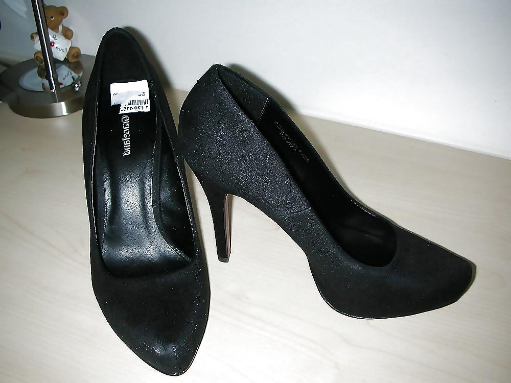 25P German horny slut wife - wearing heels not at home