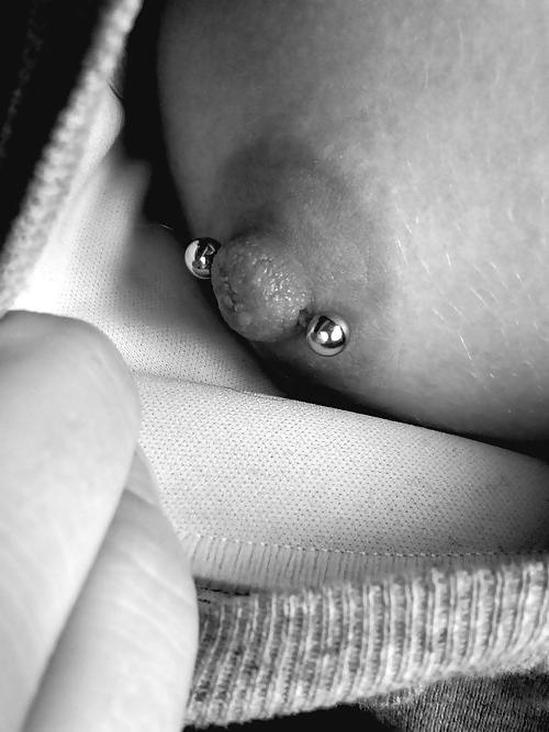 25P Piercing girls 1