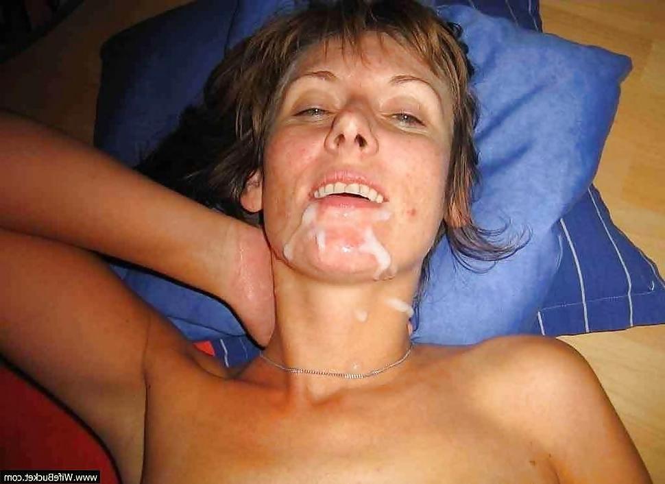 25P Cum covered moms, happy faces (Camaster)