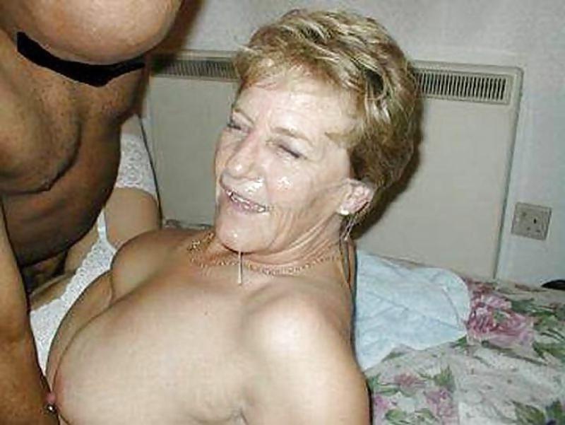 25P Cum covered moms, happy faces (Camaster)