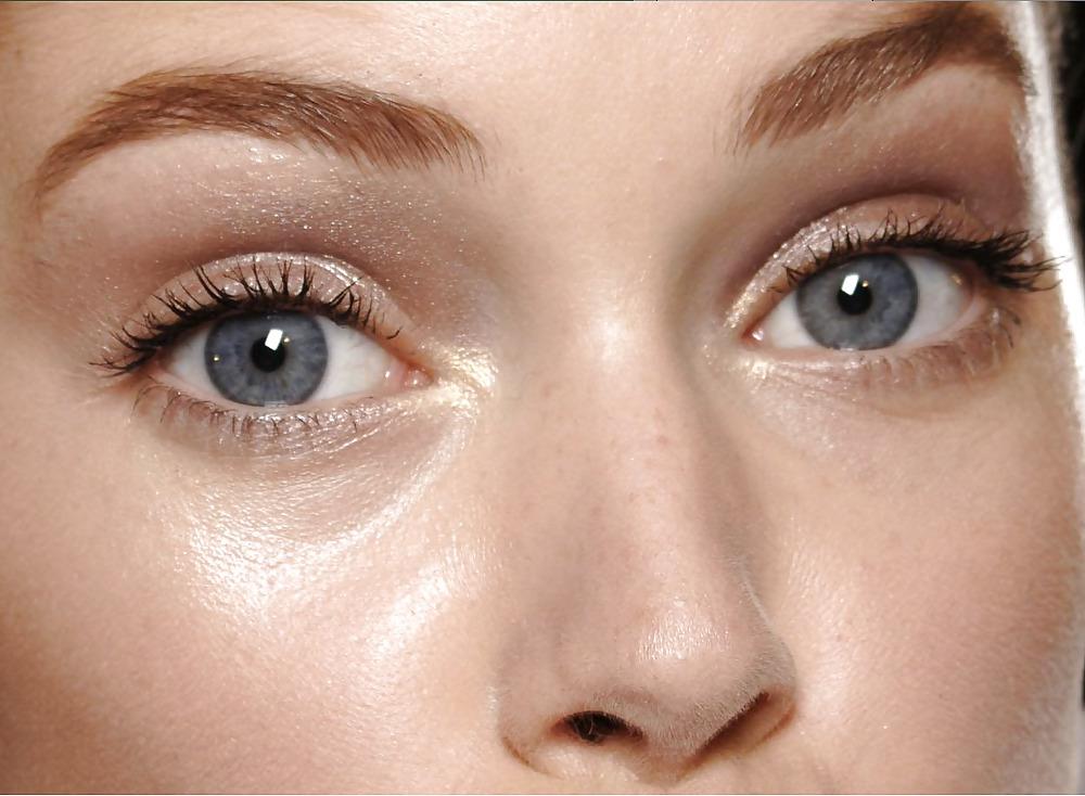 25P Celebrity eyes