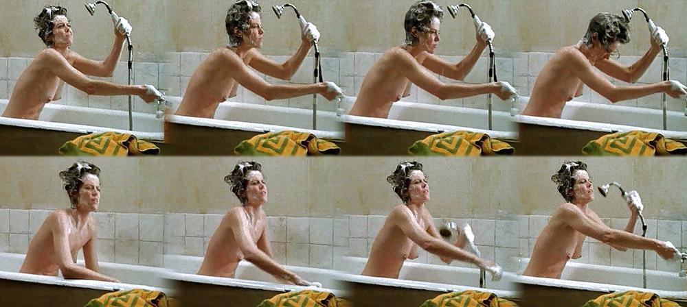 25P Sigourney Weaver Actress